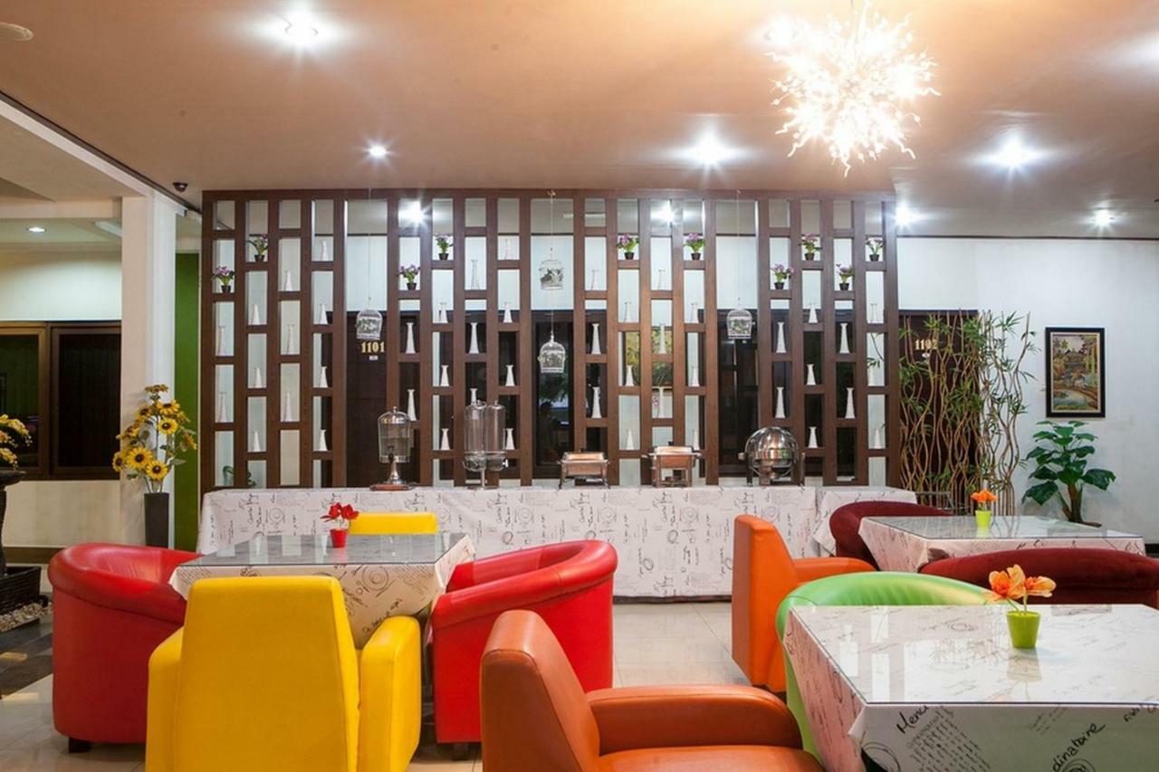 Reddoorz Plus @ Talaga Bodas Bandung Buitenkant foto