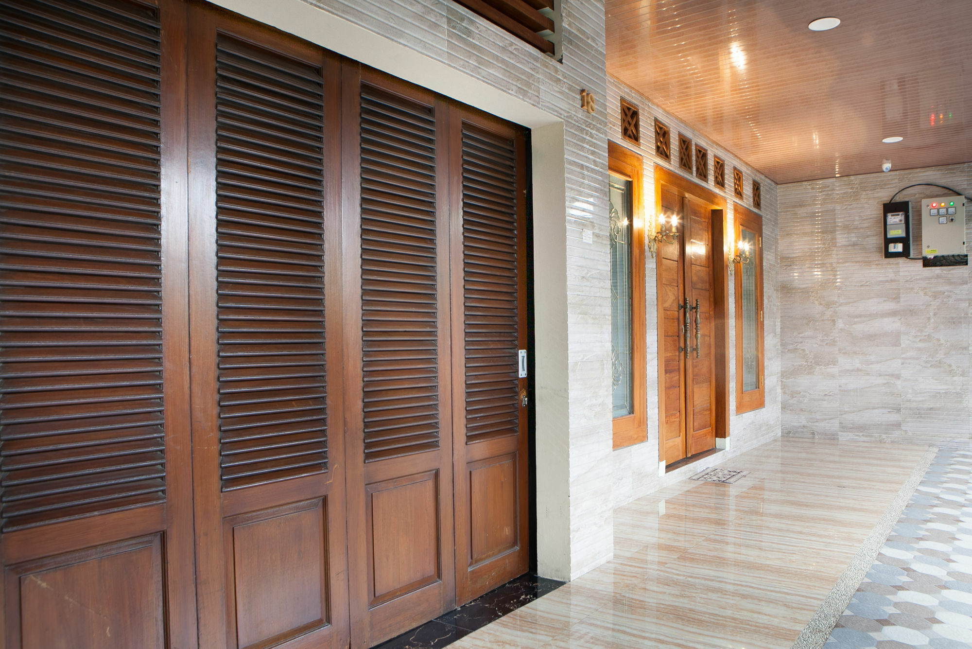 Reddoorz Plus @ Talaga Bodas Bandung Buitenkant foto
