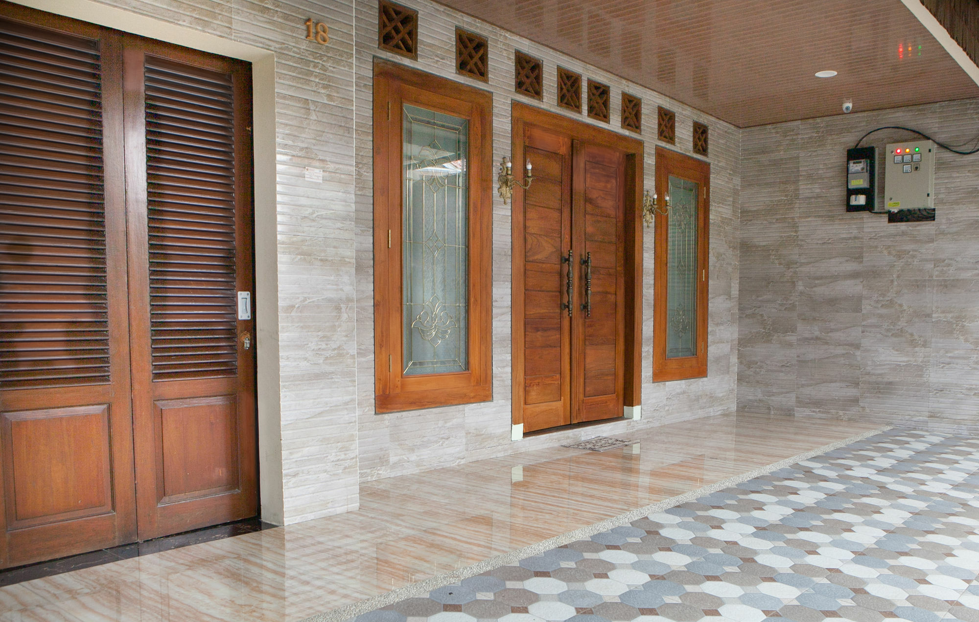 Reddoorz Plus @ Talaga Bodas Bandung Buitenkant foto